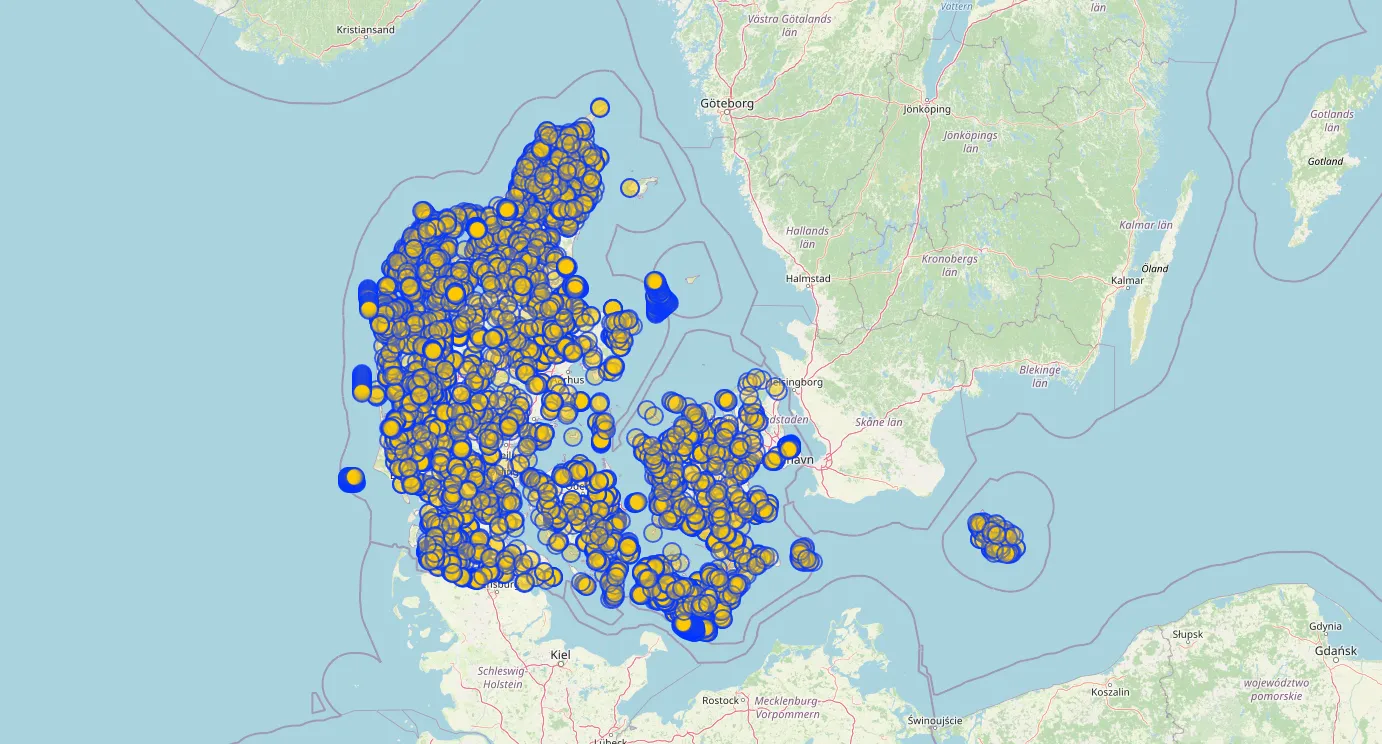 Query OSM data on openstreetmap.org